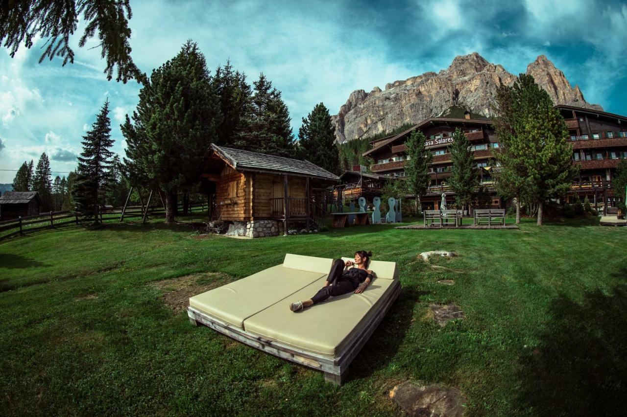 Hotel Ciasa Salares San Cassiano  Esterno foto